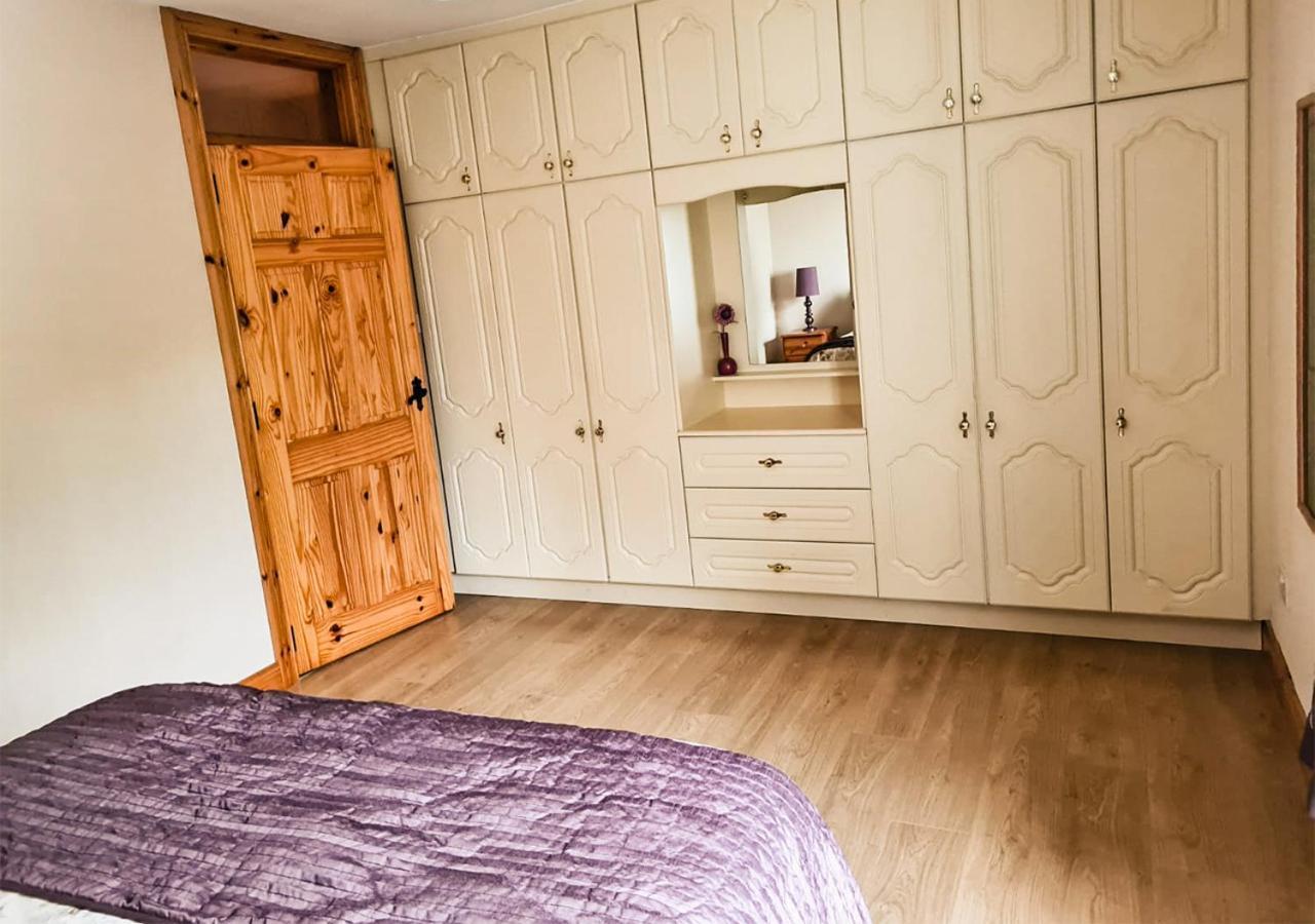 Moat Holiday Rental Lisnaskea Экстерьер фото