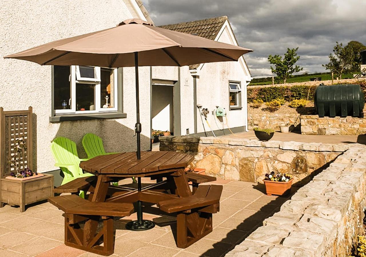 Moat Holiday Rental Lisnaskea Экстерьер фото