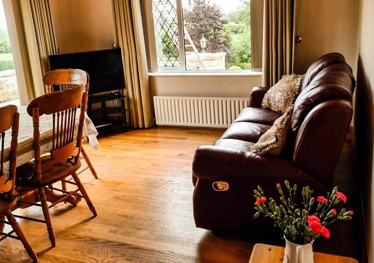 Moat Holiday Rental Lisnaskea Экстерьер фото